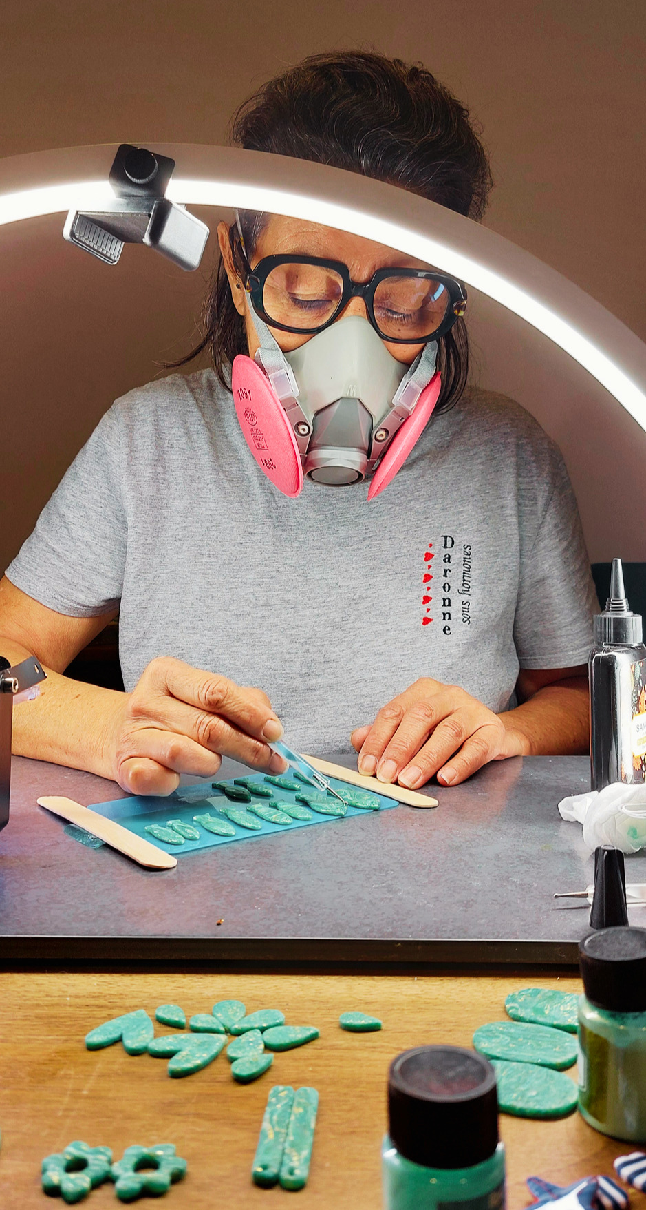 Cr&eacute;ation de bijoux &agrave; l'atelier